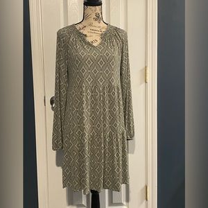 Long sleeve dress